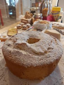 Bed and Breakfast Bric & Brac