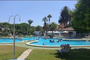 Lago Jardin : Bright spacious one bedroom flat