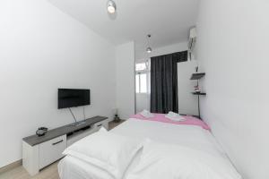 Studio apartment for 2, Wi-Fi, Kitchenette, Public Parking, Private Entrance