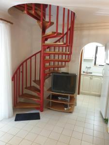 Beachfront Apartment 4526-2