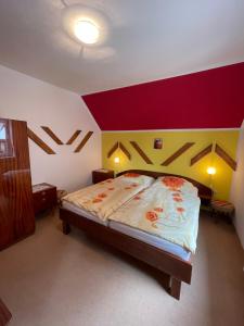 Apartments and Rooms Ražen