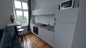 Biskupia Riverside City View Apartments