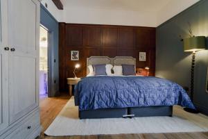 Family Room (2 Adults + 1 Child) room in Red Lion Wendover