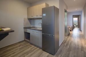 Sunset Studios - Suites with Seaview & Back Side Apartements