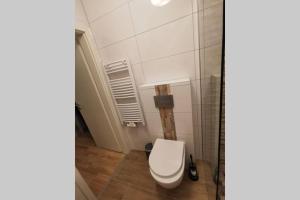 Sanierte 2 ZKB Fewo - Top Lage - PayTV und WLAN