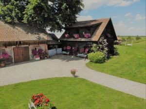 Stay At This Magnificent 100 Year Old Barn