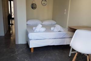 Double Apartment - Athens Center, 7 BD, 3 BATH