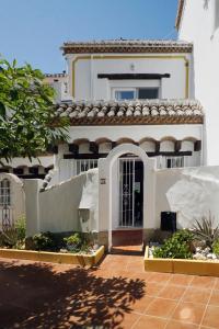 Beach House Casa Luna, Marbella