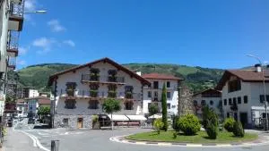 Hostal-Cicloturismo Lopenea - Atallu