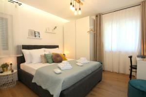 Apartments Tona