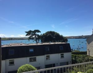 Slipway 10