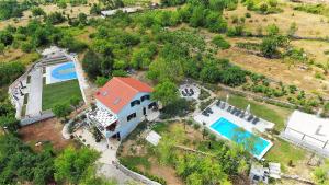 LUXURY VILLA HEAVEN nr. 2