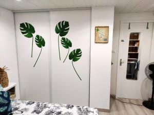 Appartements Appartement d'une chambre avec jardin clos et wifi a Toulon a 7 km de la plage : photos des chambres