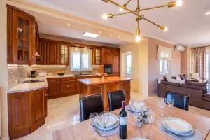 Kanali Hill House - (( Agía Eleoúsa ))