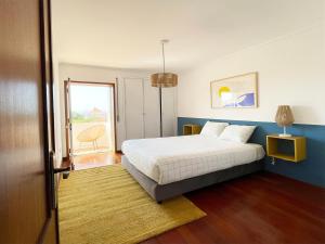 Yellow House Aveiro Smart TV and garage - 4hvězdičkové hotely ve městě Aveiro