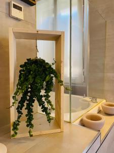 King Room with Spa Bath room in Corso Suite 107 Rooms Wellness & Spa