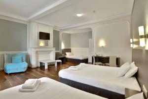 Hotels Logis Hotel Auberge Dupuytren : photos des chambres