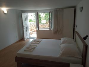 Apartmani Jure Perić
