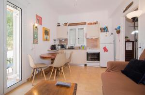 Mavrovouni Beach House Right