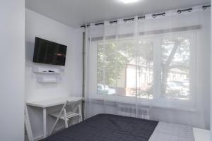 Подобово світлі апартаменти MYFREEDOM пішки до метро Шулявська