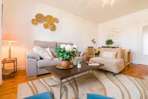 Appartement Climatisé 7mn Centre Ville 95M2 4 Adultes Bébé Garage Sous sol Arrivée Autonome