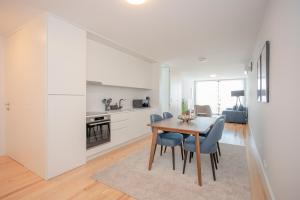 Liiiving in Porto - City View Apartments