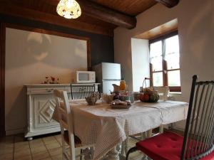 Maisons de vacances Gite Saint-Paulien, 4 pieces, 6 personnes - FR-1-582-266 : photos des chambres