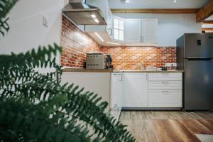 Kali Host Home Away From Home