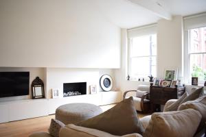 Apartment room in Incredible 2-Bedroom Flat in South Kensington