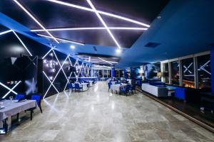 Pub/Lounge