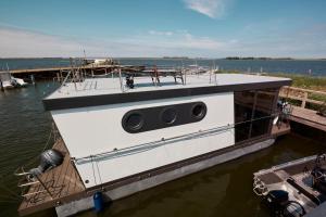 Hausboote und Fewo Vieregge