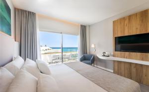 Double or Twin Room with Sea View room in Barceló Conil Playa - Adults Only