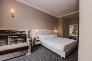 Deluxe Queen Room room in Lot Boutique Hotel