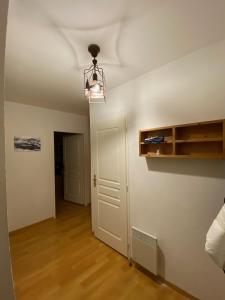 Appartements Bagneres de Luchon, Residence Val de Jade, Beau T3 meuble, plein centre, pour 4 ou 6 personnes : photos des chambres