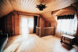 Гостинний двір Гуцулка