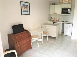 Appartements Studio bord de mer 101 : photos des chambres