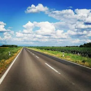 HILLS Apartments - Deta