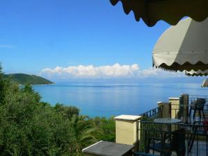 obrázek - Room in BB - Apraos Bay Hotel In Kalamaki Beach- a peaceful area with great sea view