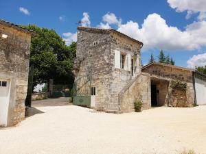 Maisons de vacances Grande maison escapade au bord de la riviere : photos des chambres