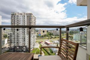 Albatross Towers Przymorze Apartments by Renters