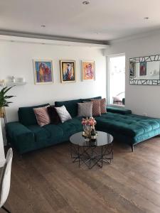 Summer Fantasy Apartment