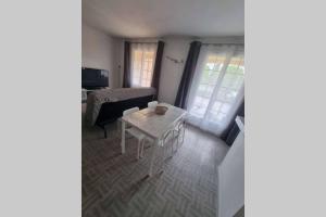 Bel appartement avec balcon et parking privé