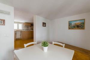 Belvedere Collemare by Wonderful Italy