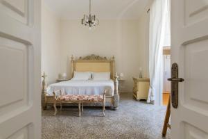 Belvedere Collemare by Wonderful Italy