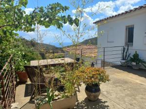 ESTUDIO CON TERRAZA PRIVADA Y COCINA vistas al mar TAMARIU y BEGUR
