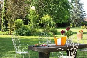 Le Clos Fleuri - Maison Vigier - Bulhon Le Clos Fleuri - Maison Vigier - Bulhon