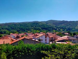 Family Room with Mountain View room in La Riguera De Ucieda