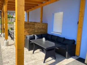 Casa Blu Kärnten - One Holiday in Three Countries - Cold&Hottub, Sauna - Piste