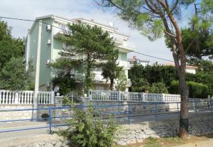 Apartments DARKA