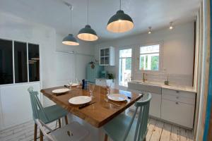 Maison de plage avec SPAJacuzzi à 250 m de la mer (la clé des chouans)